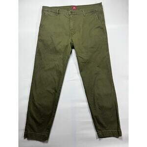 Levi's XX Chino Men's Standard Tapered Green Chino Pants - Size 36x30 (37x28)
